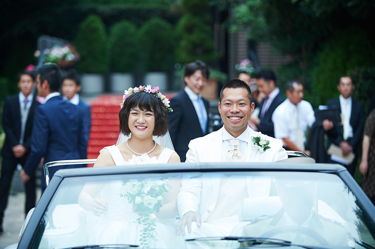 //weddingeizo.com/wp-content/uploads/2017/12/kenji_satomi_5.jpg